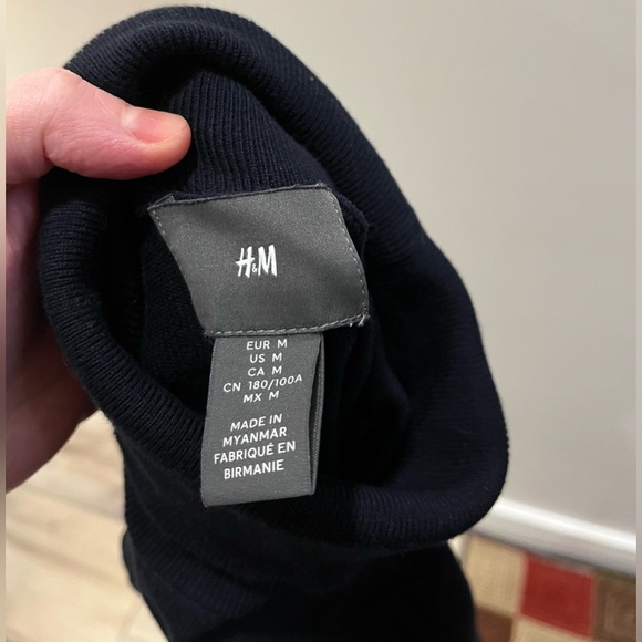 Men’s Navy Turtleneck - Picture 6 of 6